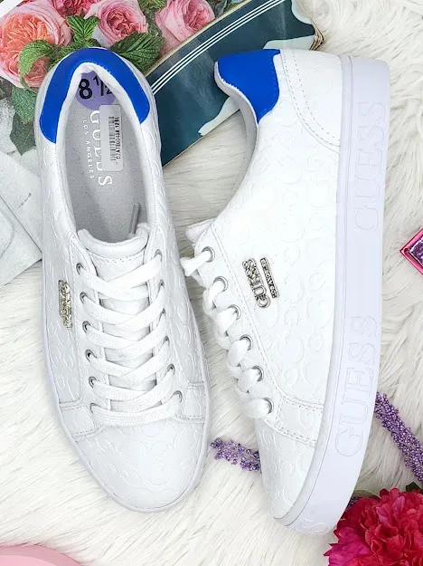 Tenis GUESS para dama color blanco