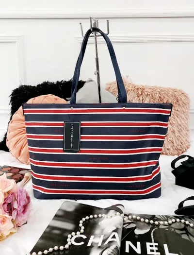 Bolso Tommy Hilfiger para dama diseño a rayas multicolor