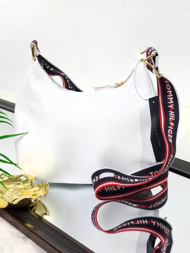 Bolso Tommy Hilfiger para dama color blanco