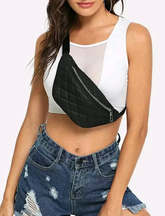 Riñonera para dama color negro
