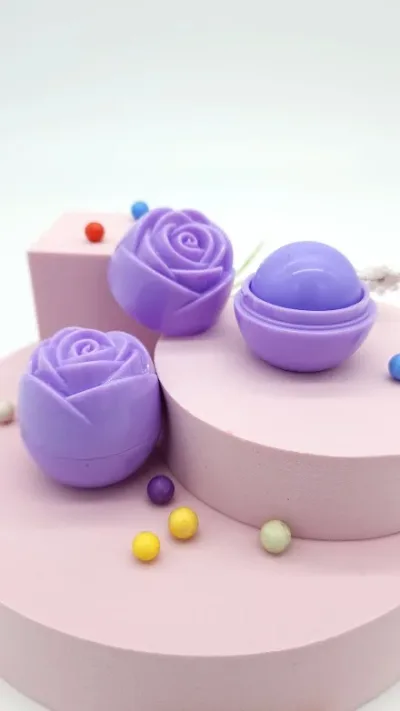 Bálsamo labial para dama aroma a rosas
