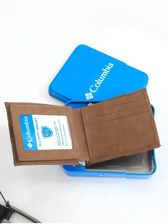 Billetera Columbia color café
