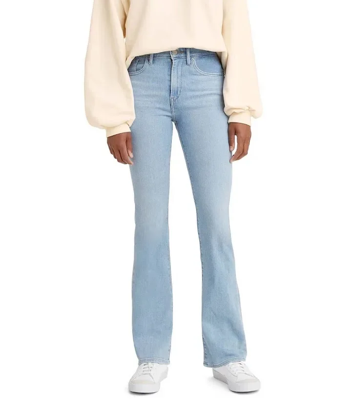 Jeans Levis para dama 725 Bootcut High Rise 0099