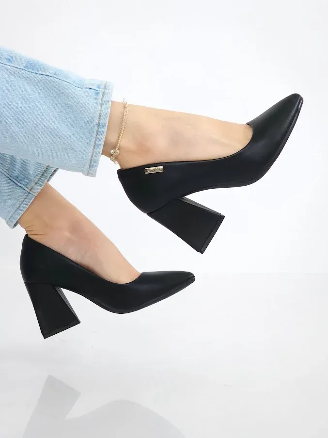 Tacones para dama color negro