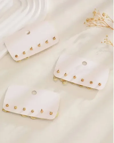 Aretes de fantasia color dorado
