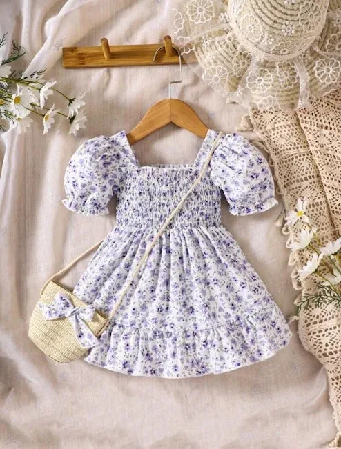 Vestido para niña color morado diseño floral
