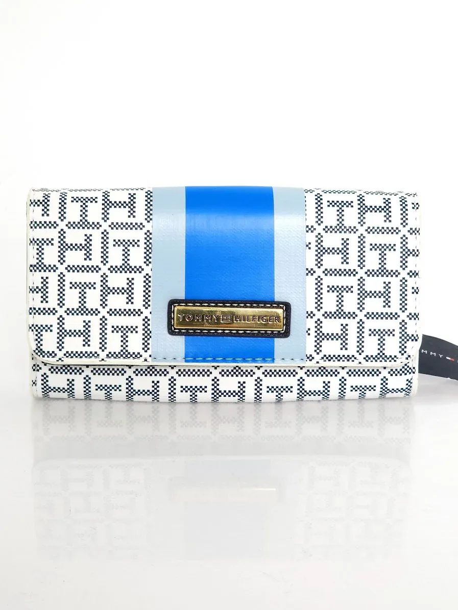 Cartera Tommy Hilfiger color blanco con detalle azul y celeste