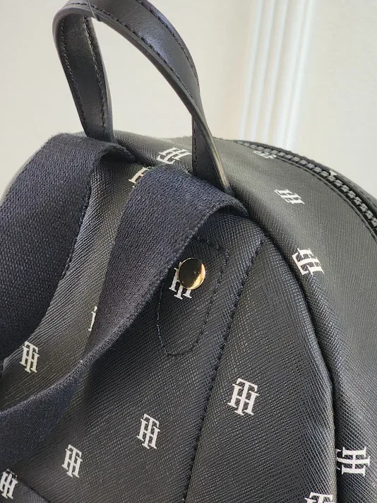 Bolso Tommy Hilfiger para dama 69J9640-00IEB8 COLOR NEGRO
