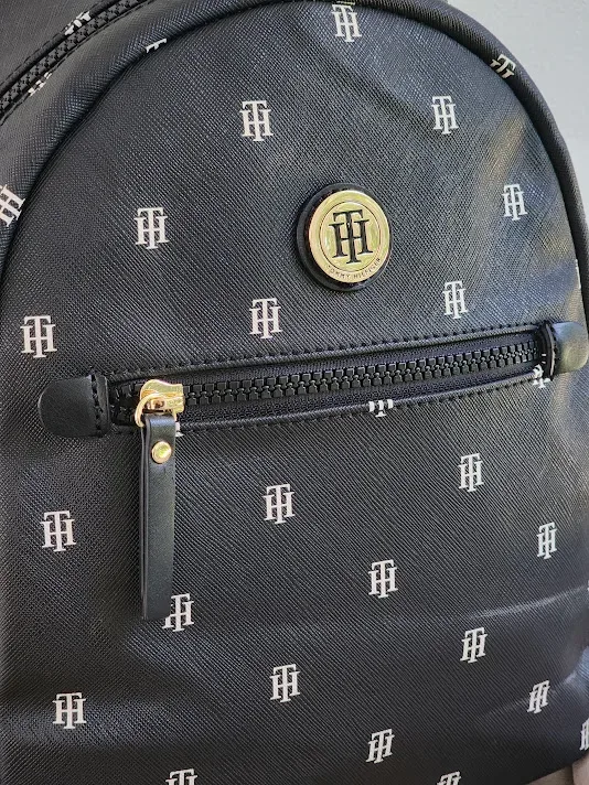 Bolso Tommy Hilfiger para dama 69J9640-00IEB8 COLOR NEGRO