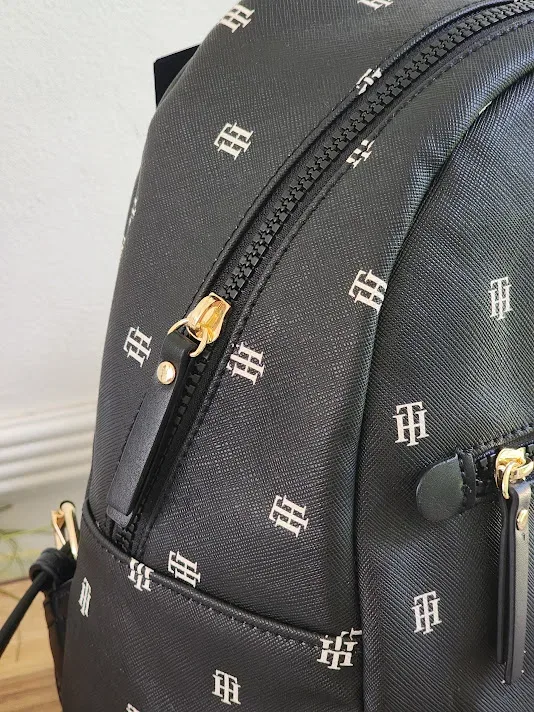 Bolso Tommy Hilfiger para dama 69J9640-00IEB8 COLOR NEGRO