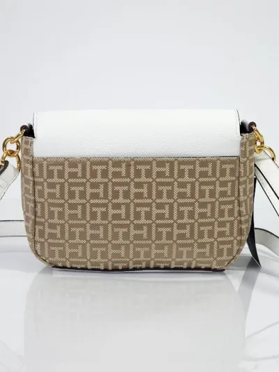 Bolso Tommy Hilfiger para dama color beige y blanco