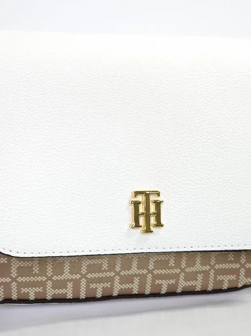 Bolso Tommy Hilfiger para dama color beige y blanco