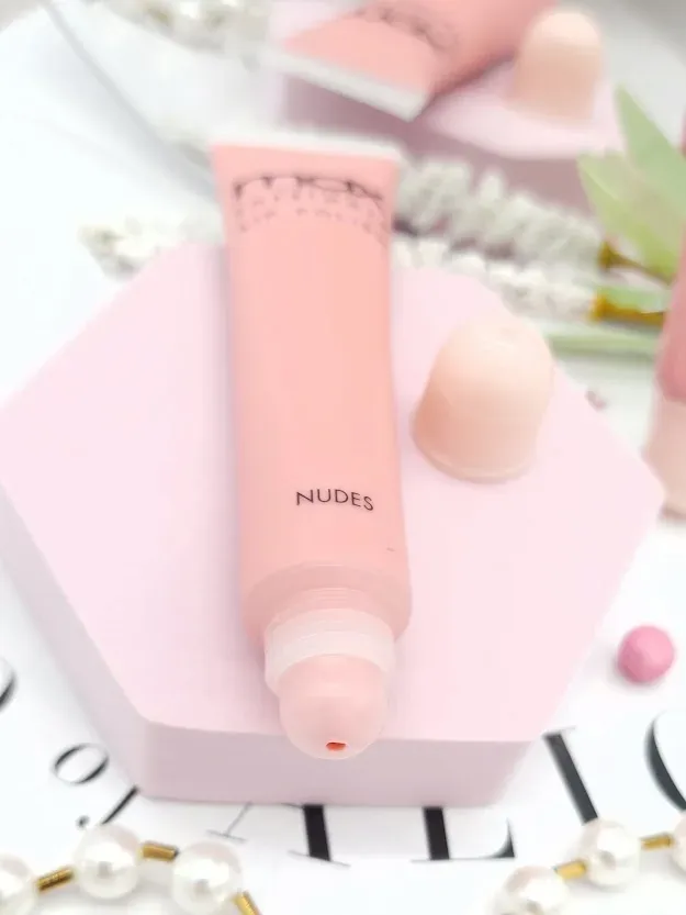 Lip gloss Max para dama color rosa viejo