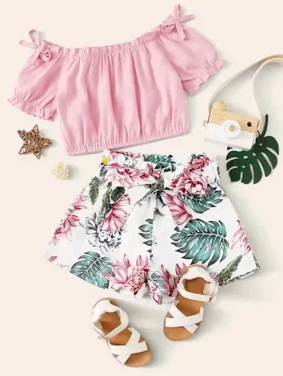 Conjunto para niña estampado tropical color rosa