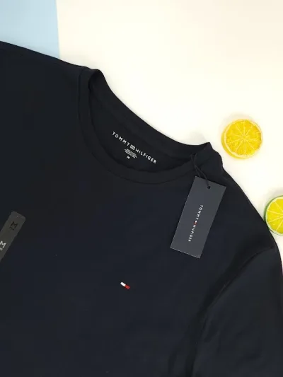 Camiseta Tommy Hilfiger para caballero color azul oscuro