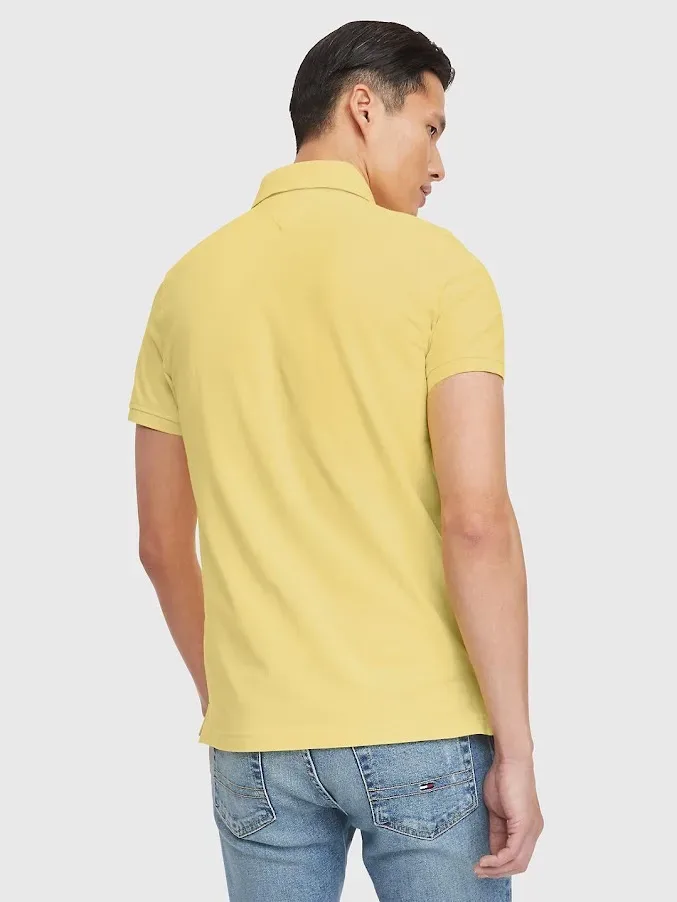 Camiseta Tommy Hilfiger Slim Fit para caballero color amarillo