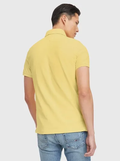 Camiseta Tommy Hilfiger Slim Fit para caballero color amarillo