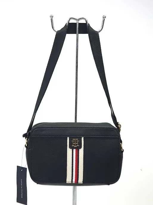 Bolso Tommy Hilfiger para dama color negro
