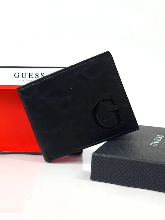 Billetera Guess  para caballero color negro