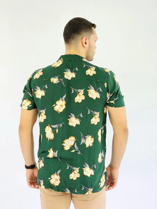 Camisa Touch and Go color verde con diseño floral