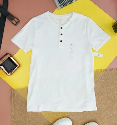 Camiseta GAP para caballero color blanco