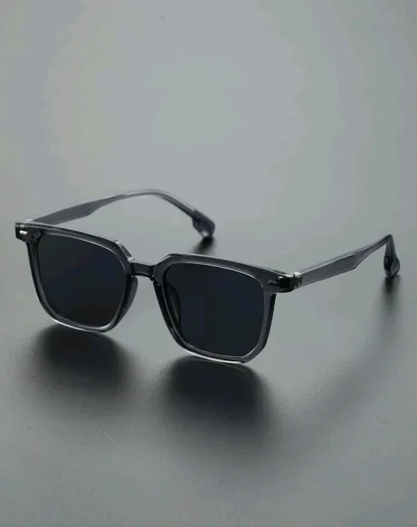 Lentes para caballero color negro con detalle dorados #5025