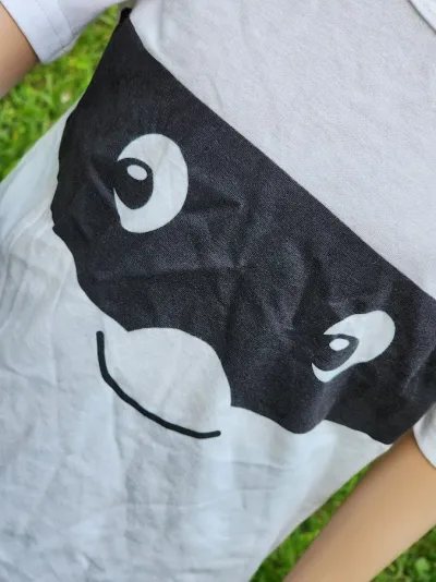 Pijama para niño con estampado de ojitos