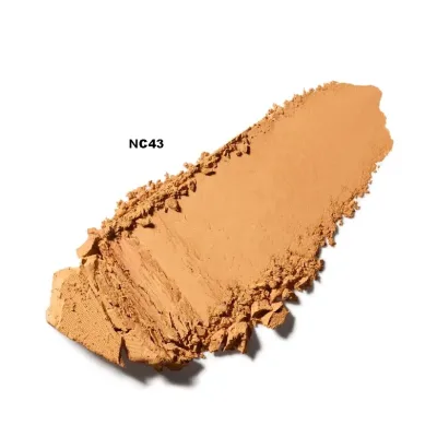 Base de maquillaje MAC en polvo para dama tono NC43