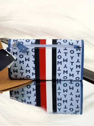 Cartera Tommy Hilfiger para dama color celeste