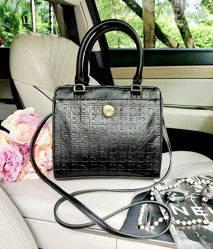 Bolso Tommy Hilfiger para dama color negro