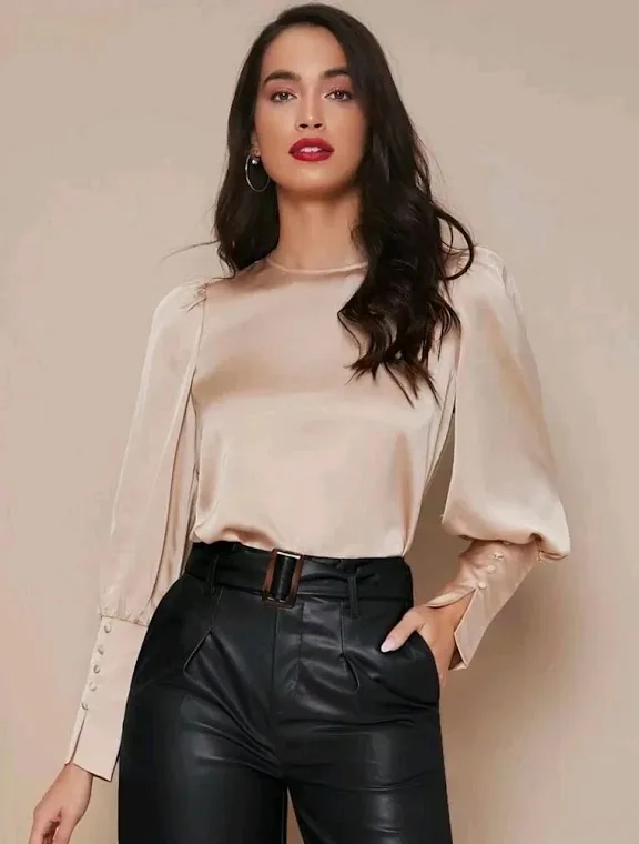 Blusa manga larga para dama satinada color champagne