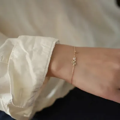 Pulsera para dama de fantasía.