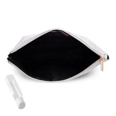 Cosmetiquera Juicy couture color plateada