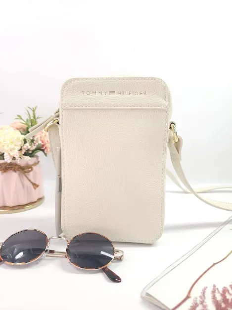 Bolso de hombro Tommy Hilfiger pequeño