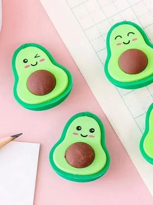 Set de borradores con diseño de aguacate