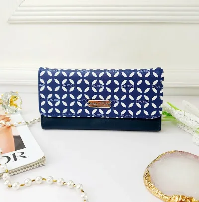 Cartera Naútica para dama color azul y blanco