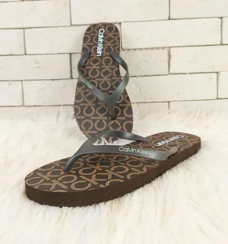 Sandalias Calvin Klein para dama color café
