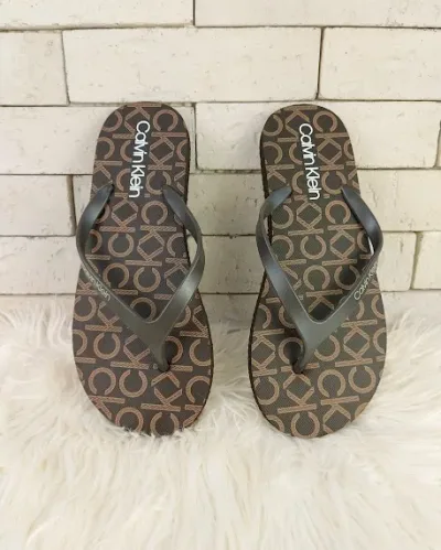 Sandalias Calvin Klein para dama color café