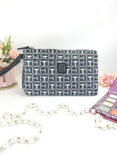 Cartera Tommy Hilfiger para Dama color negro