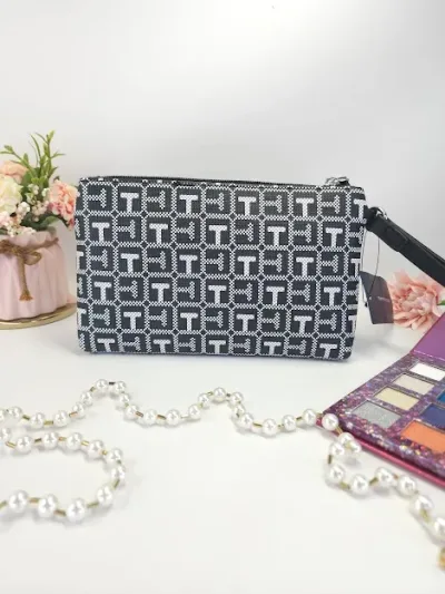 Cartera Tommy Hilfiger para Dama color negro