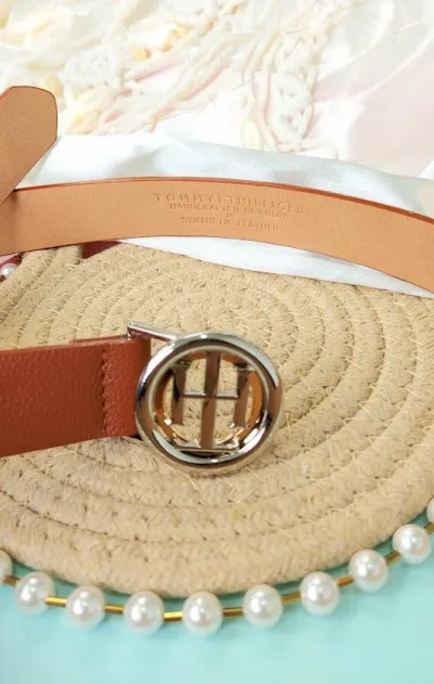 Faja Tommy Hilfiger para dama color marrón