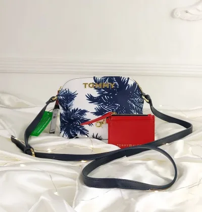 Bolso Tommy Hilfiger para dama color azul y blanco