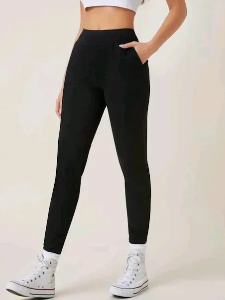 Pantalón deportivo para dama color negro