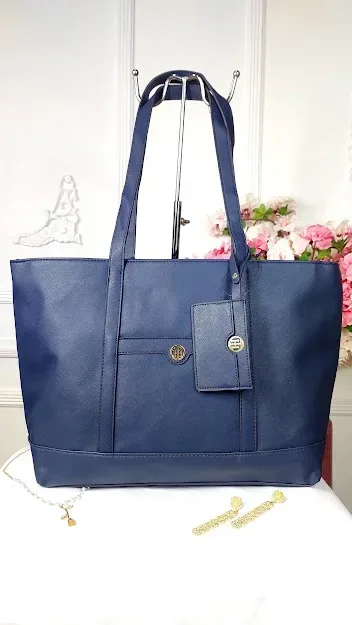 Bolso de hombro Tommy Hilfiger para dama color azul oscuro