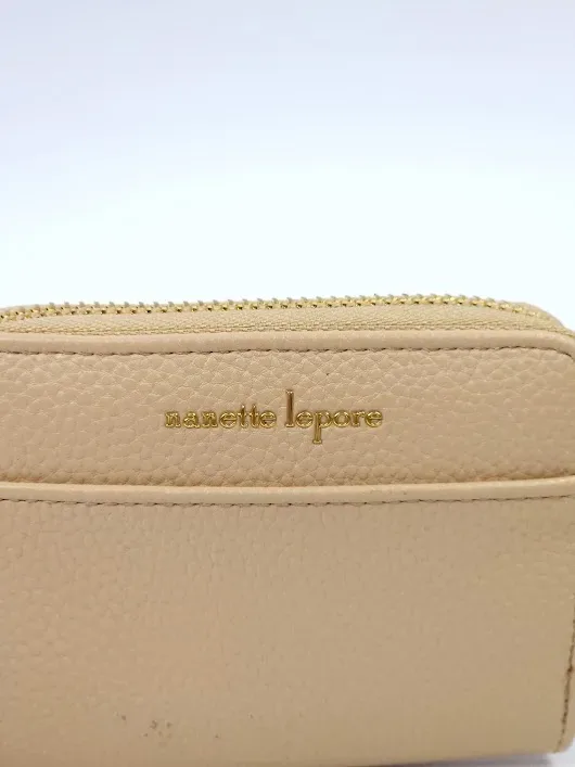 Cartera para dama color beige