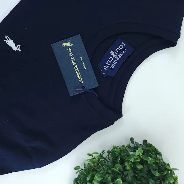 Camiseta Cambridge Polo Club para caballero diseño a rayas.