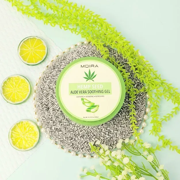 Gel calmante de aloe vera semillas de cañamo