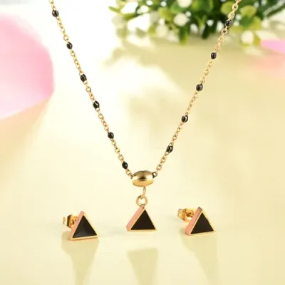 Conjunto acero inoxidable para dama diseño triangulo