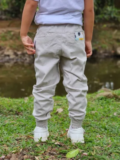 Jogger para niño Estivaneli