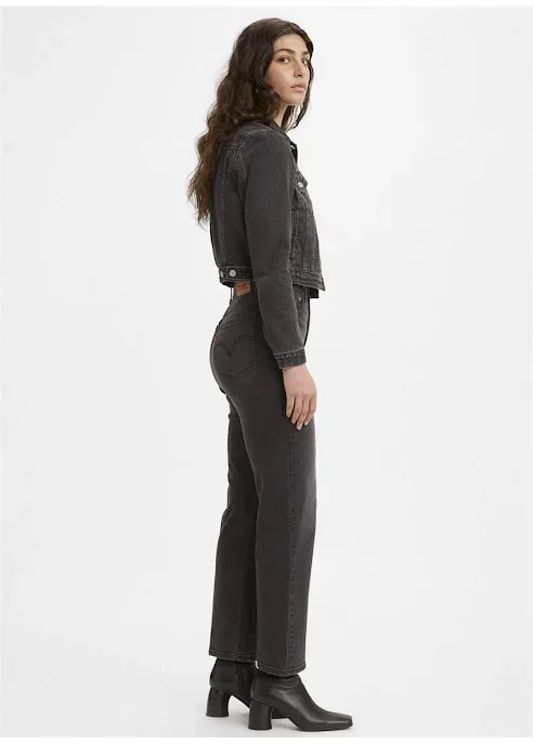 Jeans Levis para dama Ribcage Straight 0134